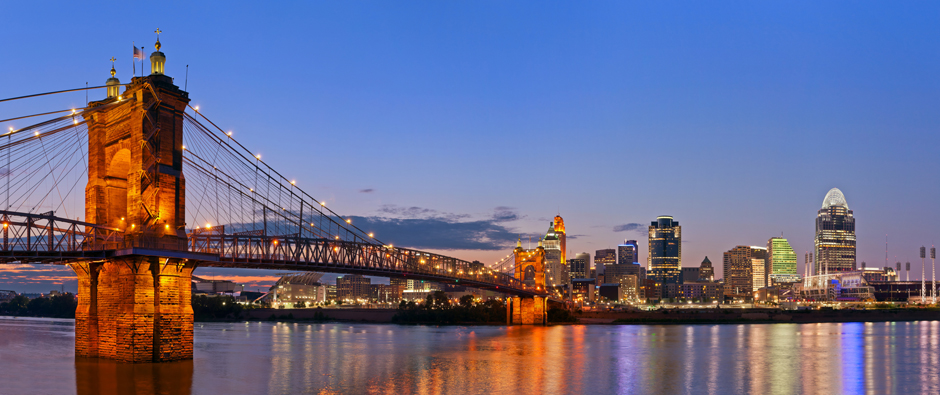 Cincinnati skyline panorama.